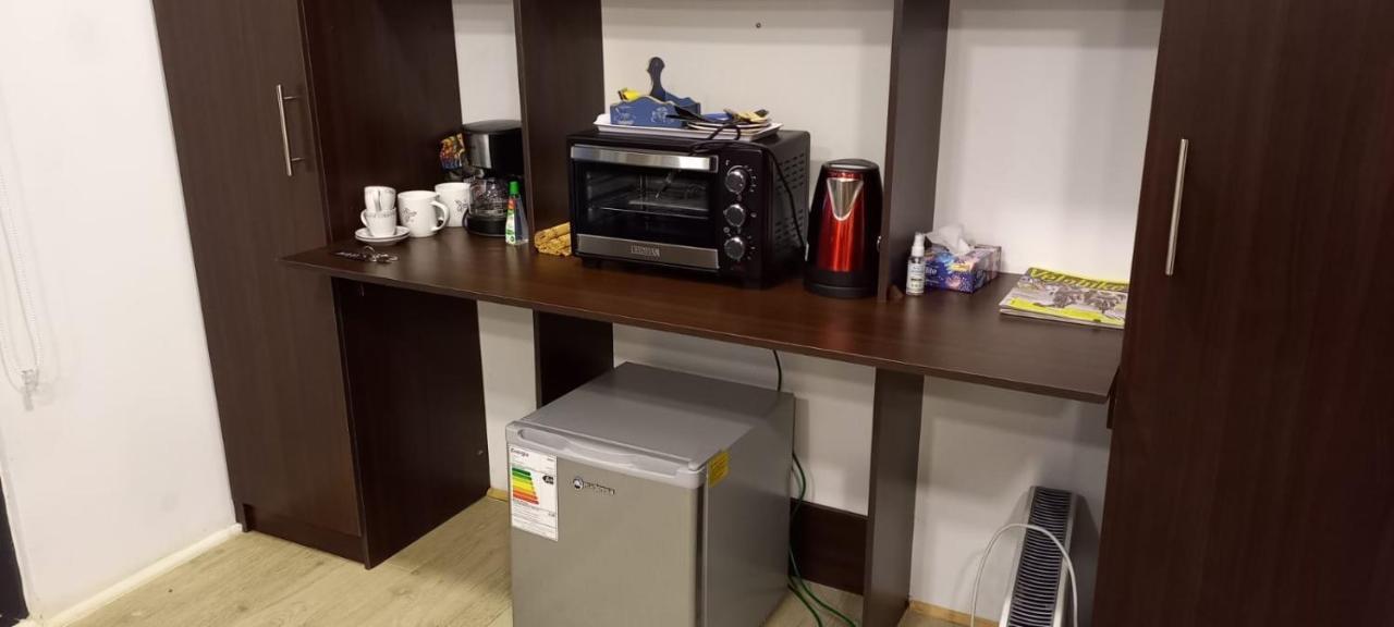 Acogedor De Huespedes En Parcela. Apartamento